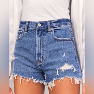 Abercrombie Mid-Rise Mom Short